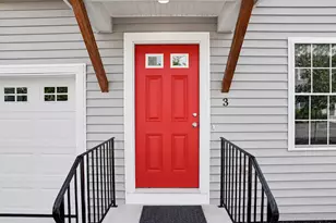 42 Chestnut St, Bethel, CT 06801 - Photo 2