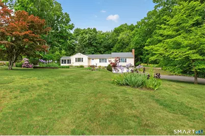 437 Lovely Street, Avon, CT 06001 - Photo 4