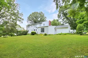 64 Russ Rd, Trumbull, CT 06611 - Photo 36