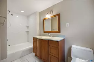 7 Nod Brook Dr, Simsbury, CT 06070 - Photo 24
