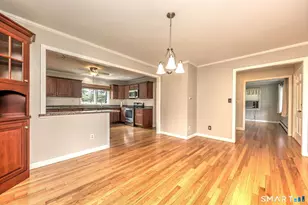 352 Hitching Post Dr, Orange, CT 06477 - Photo 18