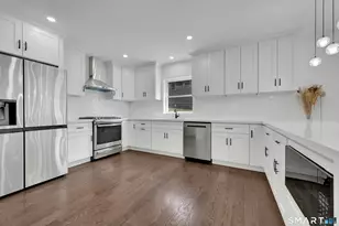198 Castle Ave, Fairfield, CT 06825 - Photo 14