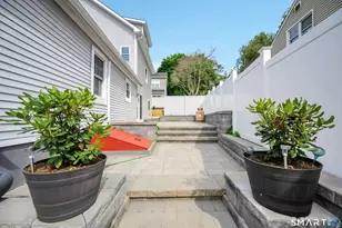 198 Castle Ave, Fairfield, CT 06825 - Photo 2