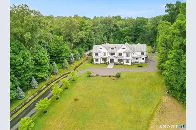 48 Driftway Lane, New Canaan, CT 06840 - Photo 2