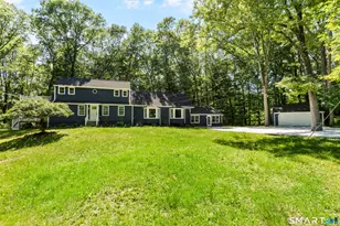 33 Old Stagecoach Rd, Redding, CT 06896 - Photo 4