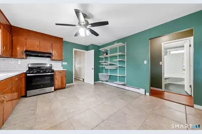 359-361 Pacific Street, Bridgeport, CT 06604 - Photo 12