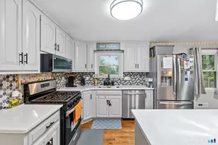 128 Forest Dr, Wethersfield, CT 06109 - Photo 4