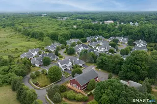 201 Strawberry Ln, South Windsor, CT 06074 - Photo 6