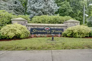 201 Strawberry Ln, South Windsor, CT 06074 - Photo 38