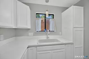 550 Darling St, Southington, CT 06489 - Photo 10