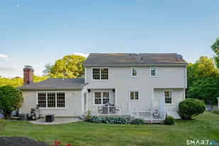 30 Crested Ridge Ct, Stratford, CT 06614 - Photo 2