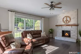 30 Crested Ridge Ct, Stratford, CT 06614 - Photo 18