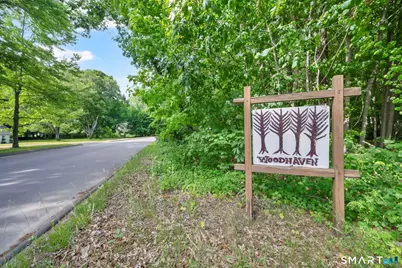 2 Merrywood, Simsbury, CT 06070 - Photo 34
