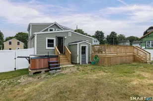 34 Downer St, Stonington, CT 06379 - Photo 8