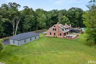 372 Tucker Hill Rd, Middlebury, CT 06762 - Photo 2