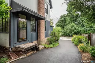 59 W Hill Dr, West Hartford, CT 06119 - Photo 30