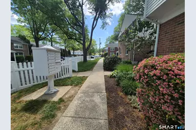 245 Sunnyridge Avenue #15, Fairfield, CT 06824 - Photo 10