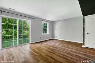 19 Hawthorne Dr, New London, CT 06320 - Photo 10