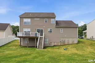 117 Hidden Valley Dr, Meriden, CT 06451 - Photo 2