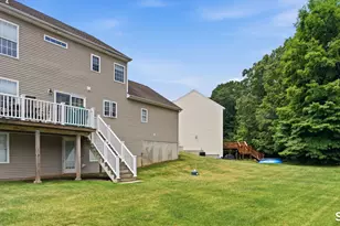 117 Hidden Valley Dr, Meriden, CT 06451 - Photo 4