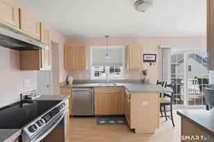 117 Hidden Valley Dr, Meriden, CT 06451 - Photo 18