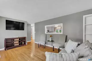 27 Idle Ln, Meriden, CT 06451 - Photo 6