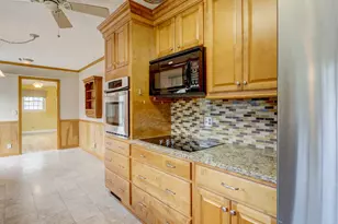 164 Sherwood Dr, Torrington, CT 06790 - Photo 12