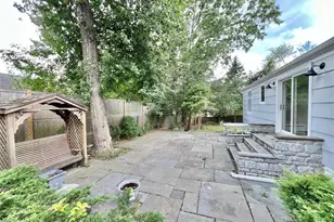 34 Crescent Rd, Westport, CT 06880 - Photo 4