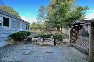 34 Crescent Rd, Westport, CT 06880 - Photo 6