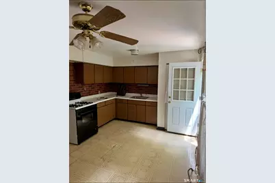 93A Karen Court, Bridgeport, CT 06606 - Photo 4