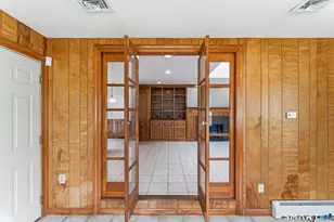 883 Saw Mill Rd, West Haven, CT 06516 - Photo 22