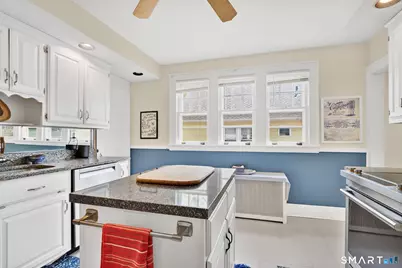 38 Price Boulevard, West Hartford, CT 06119 - Photo 12