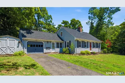 2 Tunxis Street, Farmington, CT 06032 - Photo 2