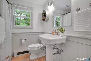 8 Virginia Ln, Simsbury, CT 06070 - Photo 14