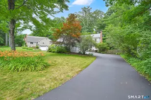8 Virginia Ln, Simsbury, CT 06070 - Photo 2