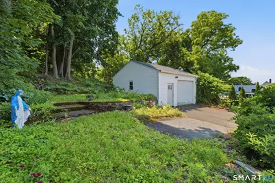 24 Summit Street, Meriden, CT 06450 - Photo 8