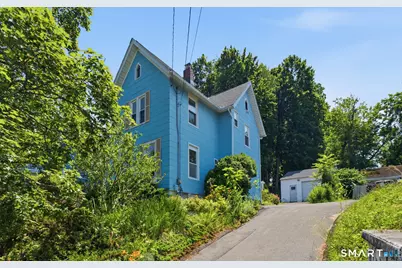 24 Summit Street, Meriden, CT 06450 - Photo 2