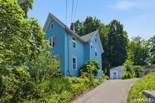 24 Summit St, Meriden, CT 06450 - Photo 2