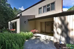 151 Cheshire Rd, Bethany, CT 06524 - Photo 4