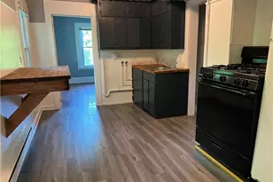 98 Spencer St, Winchester, CT 06098 - Photo 2