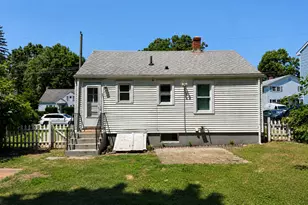 43 Essex St, Manchester, CT 06040 - Photo 16