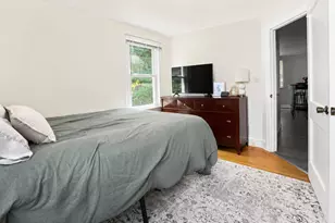 43 Essex St, Manchester, CT 06040 - Photo 12