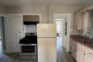 11 Betts Pl, Norwalk, CT 06855 - Photo 12