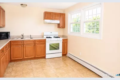 245 Cherry Avenue #E24, Watertown, CT 06795 - Photo 4
