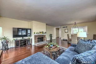 407 Montauk Ln, Stratford, CT 06614 - Photo 16