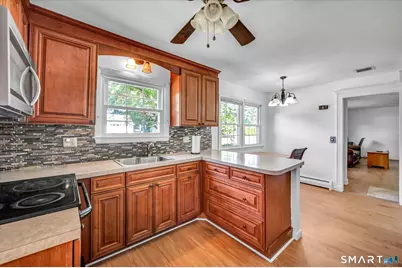 54 Manor Lane, South Windsor, CT 06074 - Photo 6