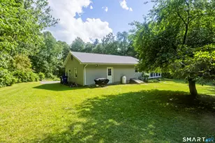 15 Greaves Rd E, Stafford, CT 06076 - Photo 4