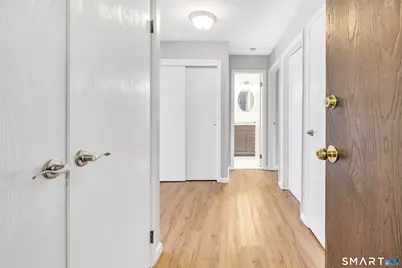 22 Radio Place #8, Stamford, CT 06906 - Photo 8