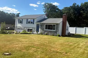 1052 New Rock Hill Rd, Wallingford, CT 06492 - Photo 4