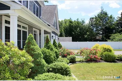 2095 Whitney Avenue, North Haven, CT 06473 - Photo 2